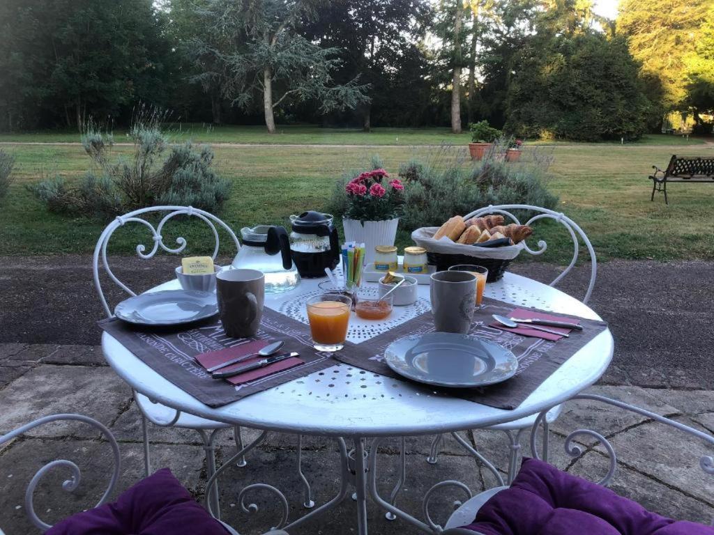 Domaine Des Ifs Bed & Breakfast Le Pin  ภายนอก รูปภาพ
